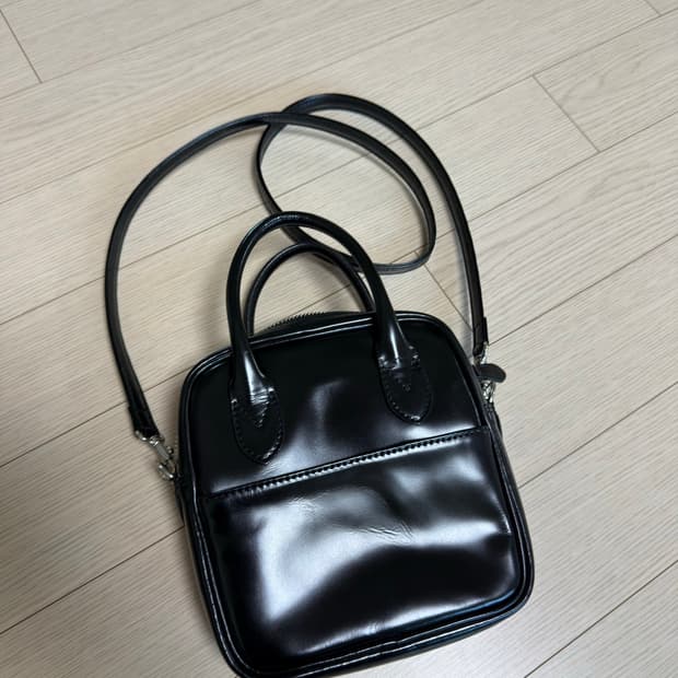 꼼데가르송 아오야마백