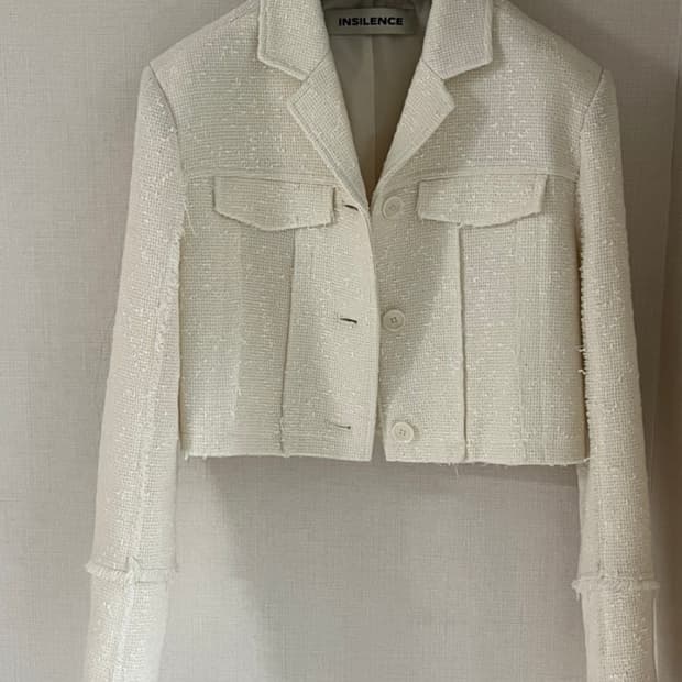인사일런스 크롭 트위드 자켓