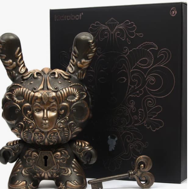 Kidrobot 더니  8인치