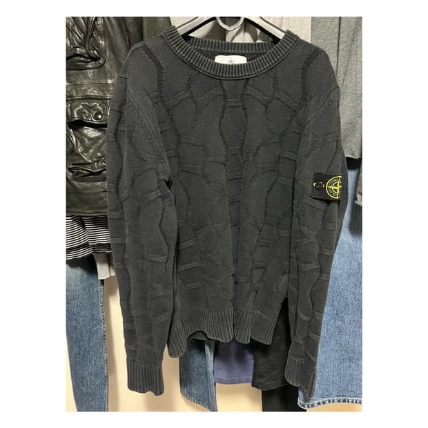 스톤아일랜드 패턴 니트