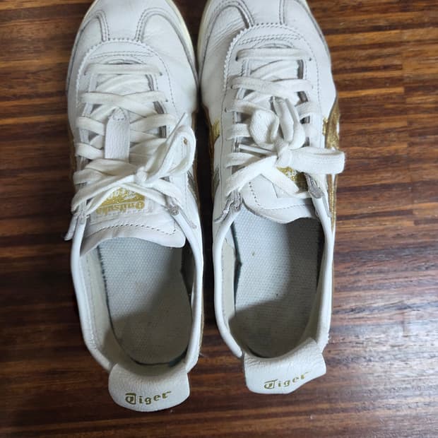 오니츠카 타이거 멕시코 66 실버골드 245