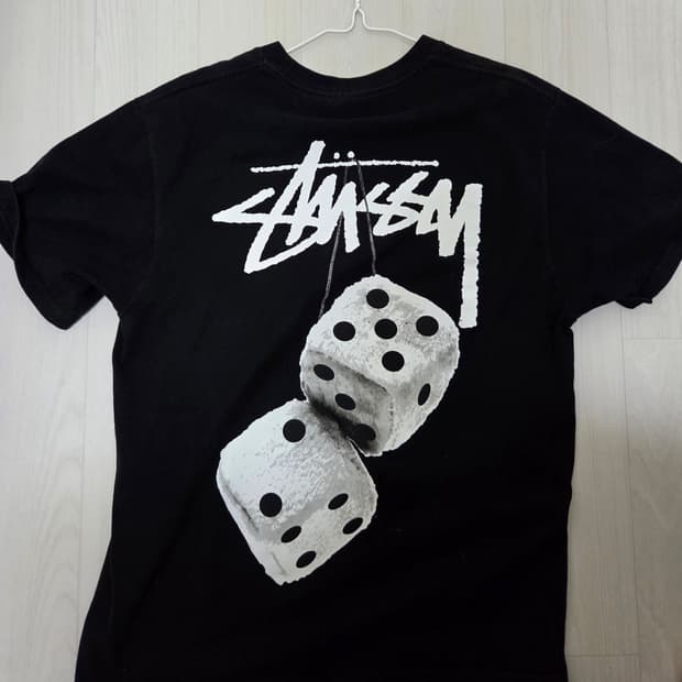 스투시 퍼지 다이스 티셔츠 블랙