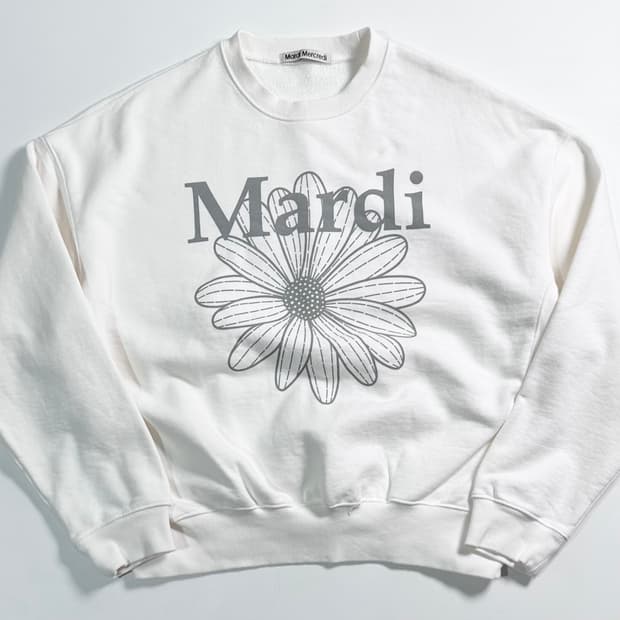  마르디메르크디 화이트 맨투맨