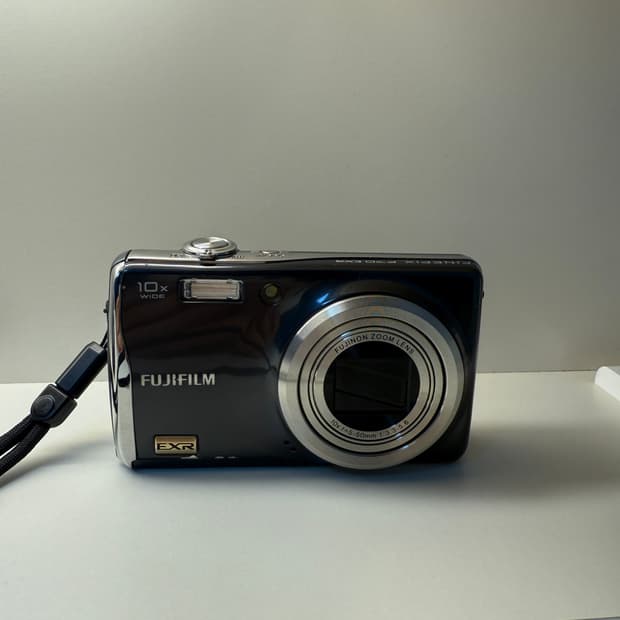후지필름 파인픽스 F70exr