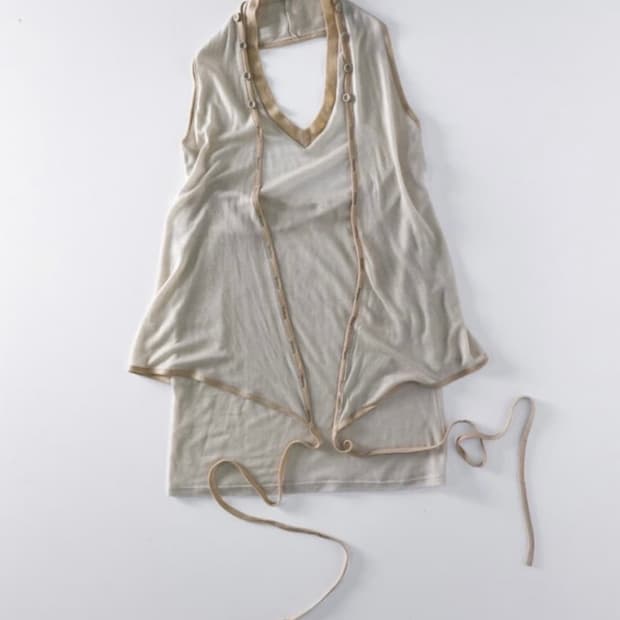 울리카 상투스 Halter Wrap Sleeveless 머스타드