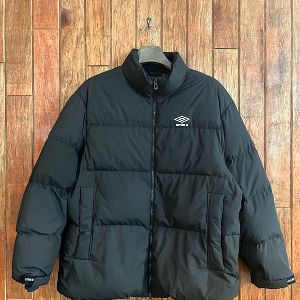 엄브로 블랙 다운패딩