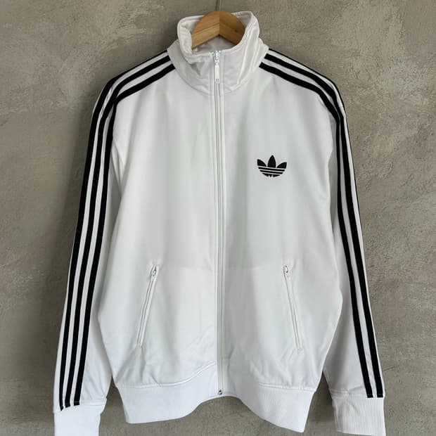 아디다스 화이어버드 화이트