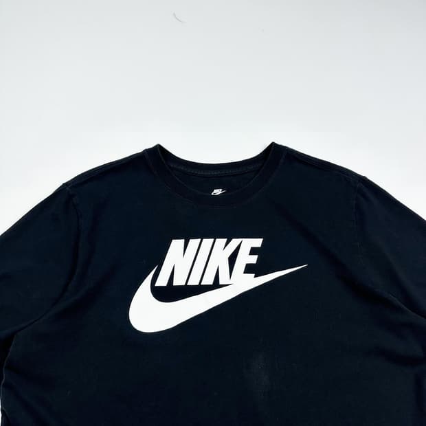 나이키 퓨추라 블랙 크루넥 반팔 티셔츠 (XL)