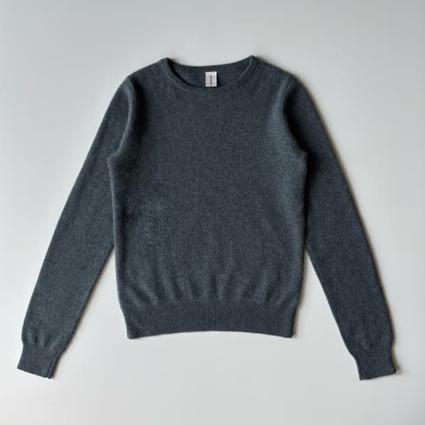 round neck knit (Sample)