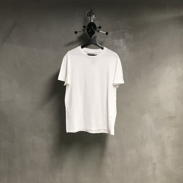 프라다 화이트 반팔 티셔츠 XL