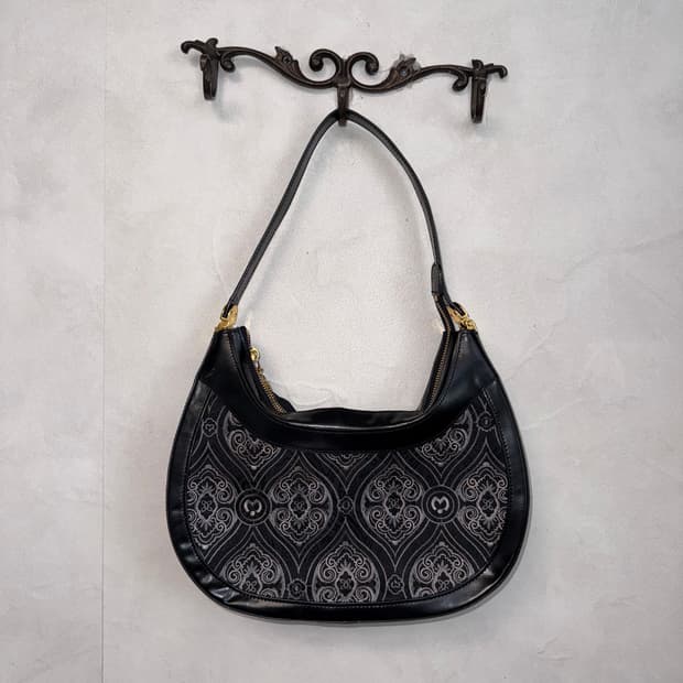 Mila Schön black oriental pattern 숄더백