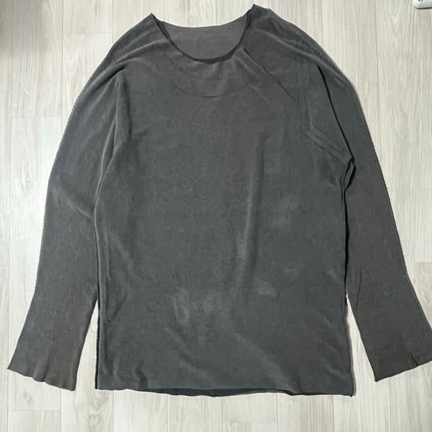 ISSEY MIYAKE MEN LONG SLEEVE TOP