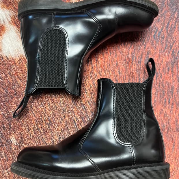 [230] 닥터마틴 플로라 Flora 첼시부츠 블랙