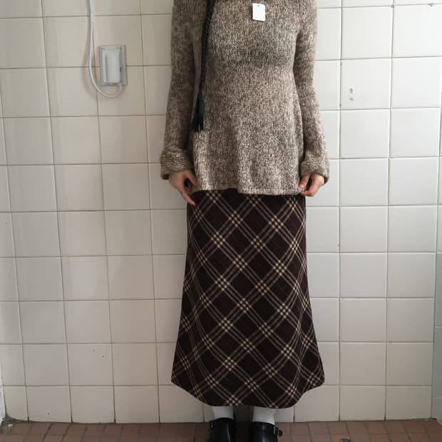 Fur trimming high neck knit