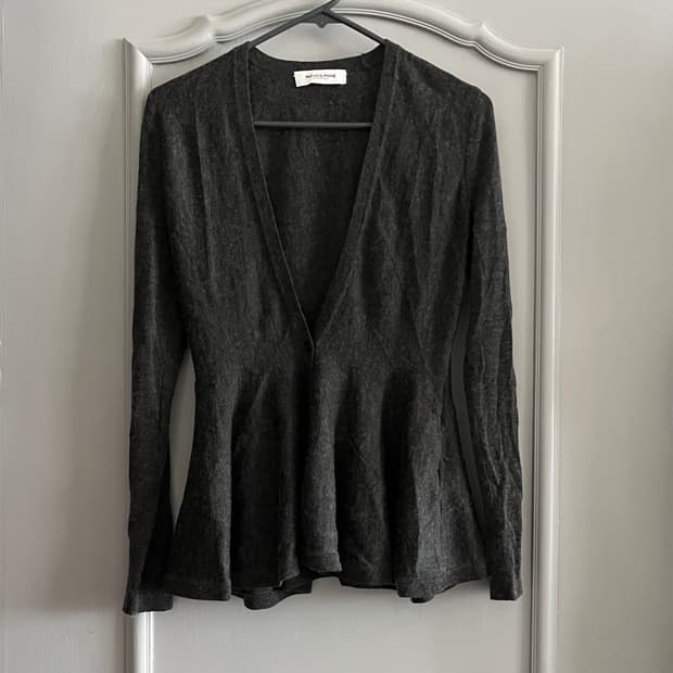 모조에스핀 캐시미어 프릴 가디건 95사이즈