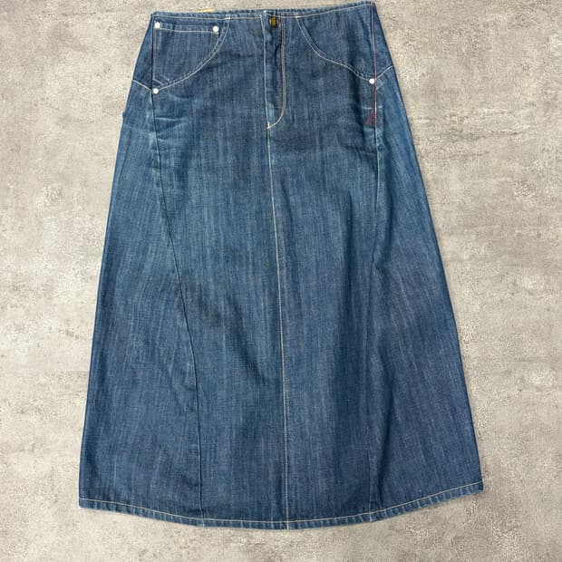 00s 리바이스 엔지어드진스 신치백 데님 스커트