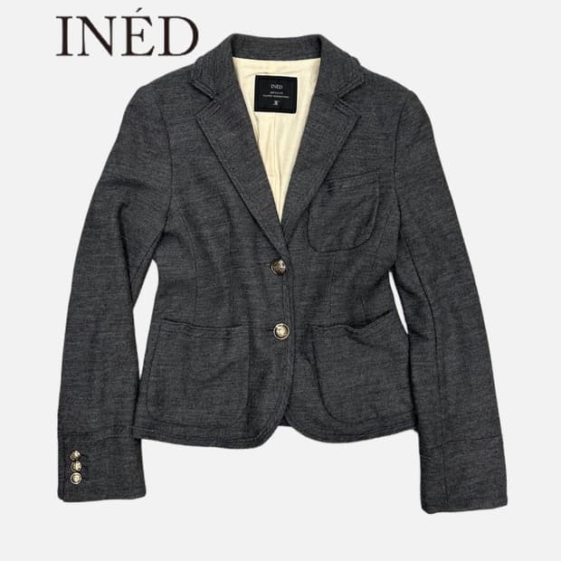 INED cutting seam pocket wool blazer