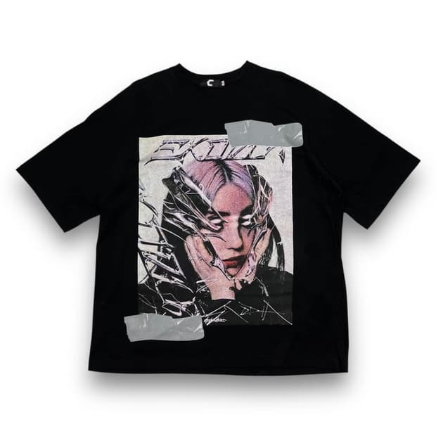 CRESHOCK 포트레이트 그래피티 걸 오버 반팔 티셔츠