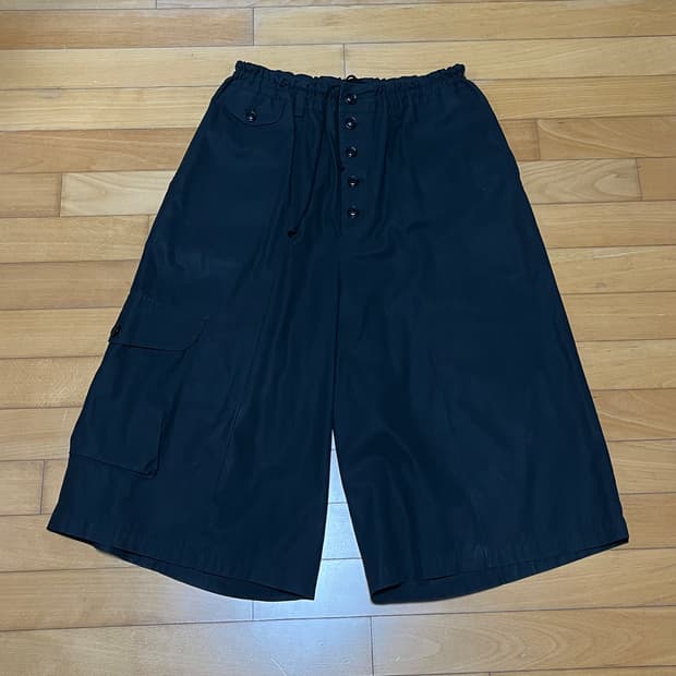 요지야마모토 사이드포켓 쇼츠