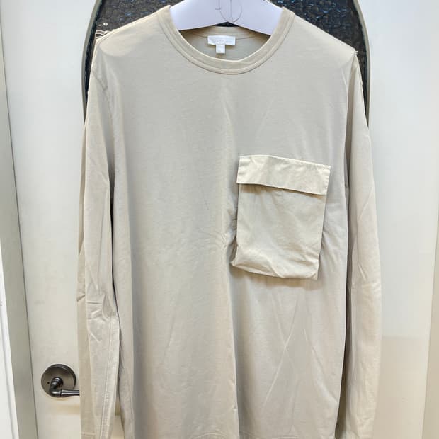 cos 포켓 롱슬리브 티셔츠 M사이즈
