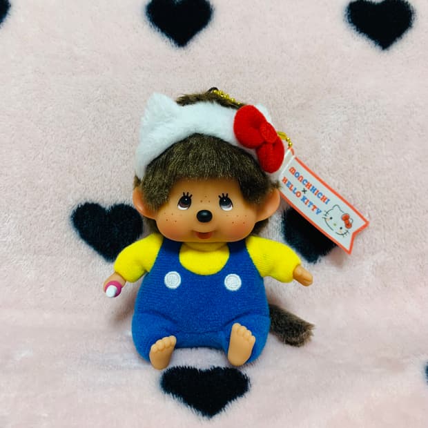 몬치치 헬로키티 콜라보 인형 키링