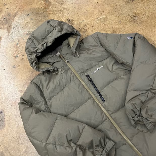 [정품/100] 몽벨 패딩 점퍼 카키색 후드 b18
