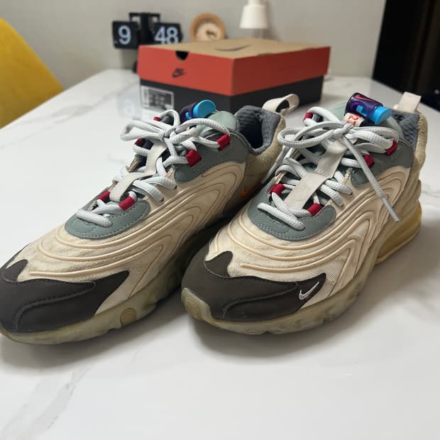 [265] 나이키 트래비스 스캇 에어맥스 270 캑터스 트레일