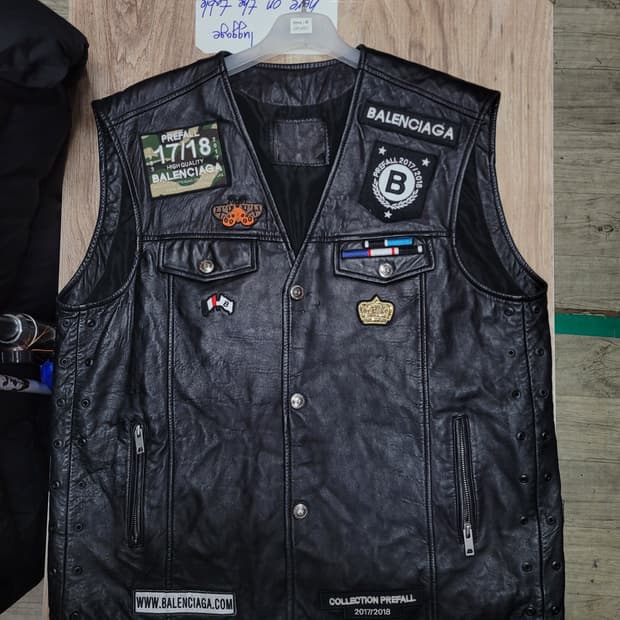 가죽 조끼 베스트