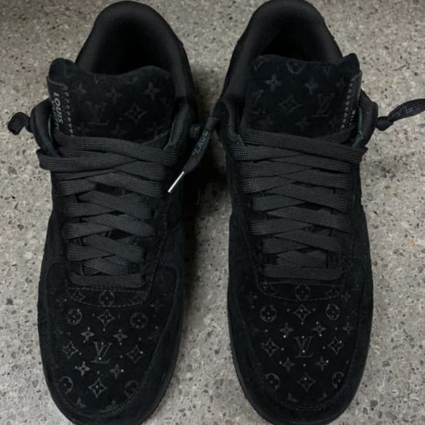 루이비통 나이키 에어포스1 블랙 8.5사이즈