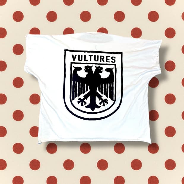 Vultures 화이트 티셔츠 (L)