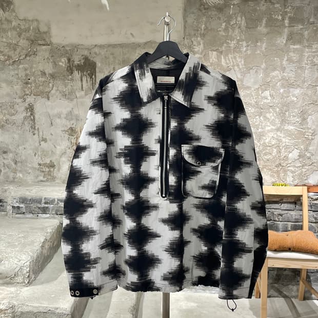 아노니모아노니마 브러쉬 스트로크 하프집 아노락