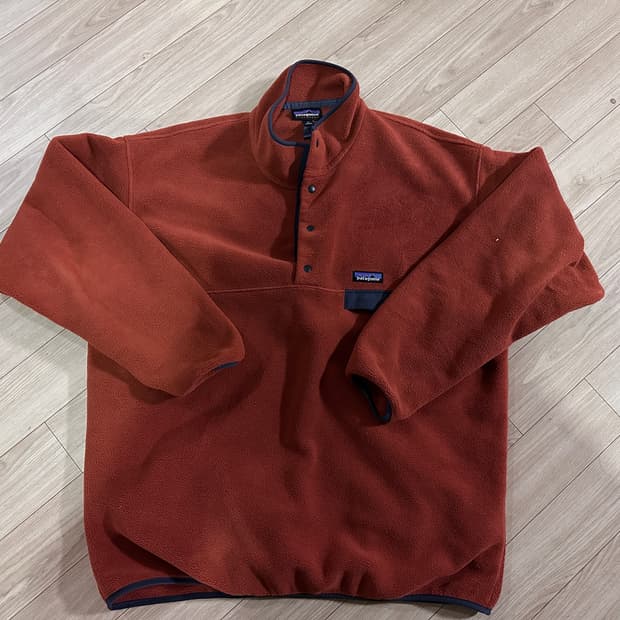 파타고니아 신칠라 풀오버 XL 버니쉬드 레드 판매 또는 교환