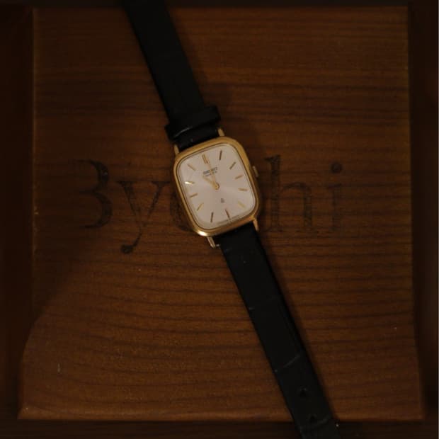 [Seiko] 세이코 미니멀 쿠션 케이스 골드 여성용 쿼츠