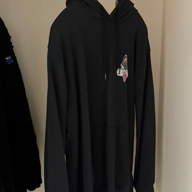  [M] 팔라스 뮤탈 후드티 블랙 판매합니다