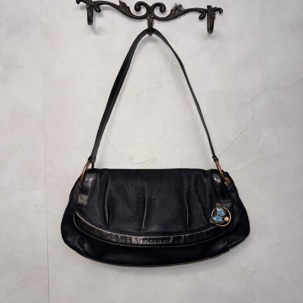 Vincis Bench black butterfly point 숄더백