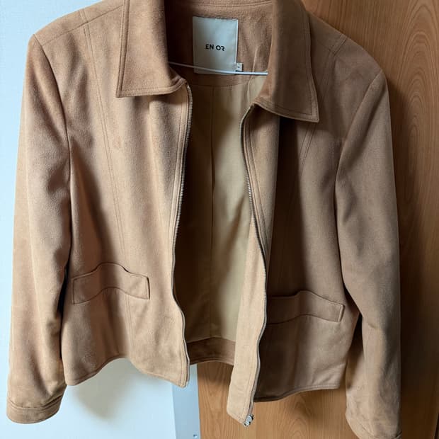 엔오르 스웨이드 크롭 자켓