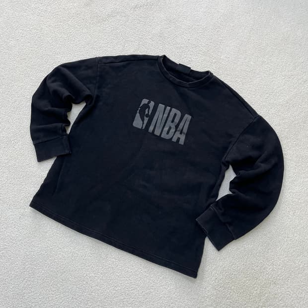 L 엔비에이 빅로고 긴팔 맨투맨 0323M