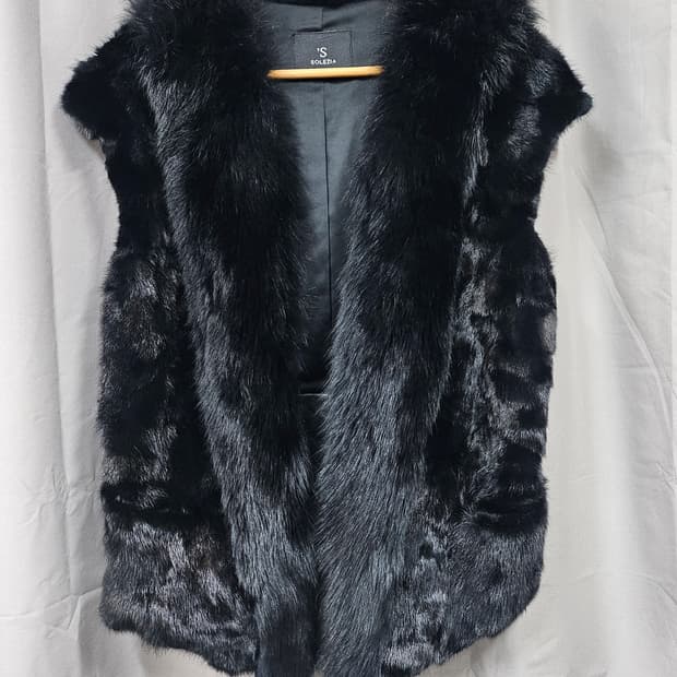 솔레지아 폭스퍼 밍크 조끼