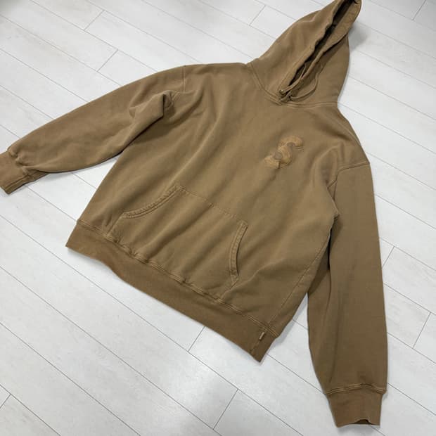 슈프림 오버다이드 후드 L 사이즈  이제부터 입으면 따뜻한 겨울 보내실수