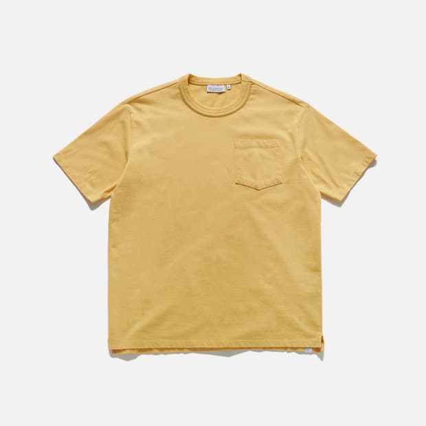 포켓티셔츠(yellow) 실착3회 이스트로그 상태최상 핏세미오버