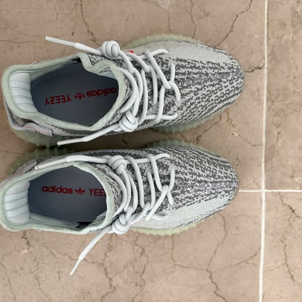 아디다스 이지부스트 230