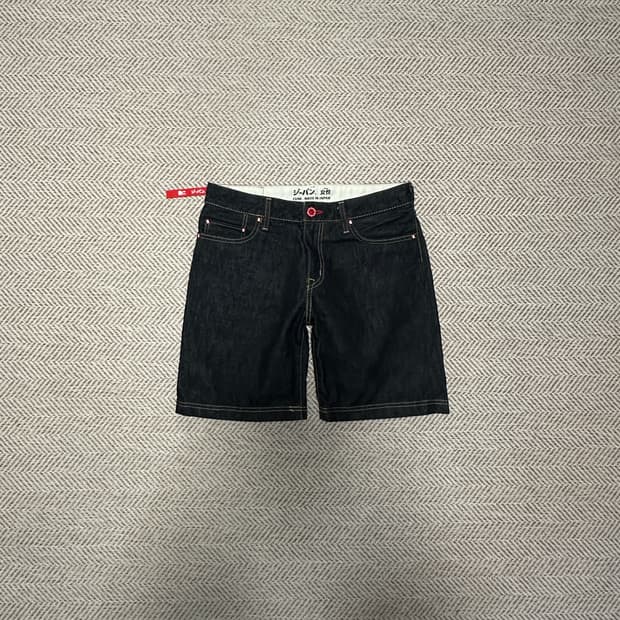 CUNE japan made denim shorts