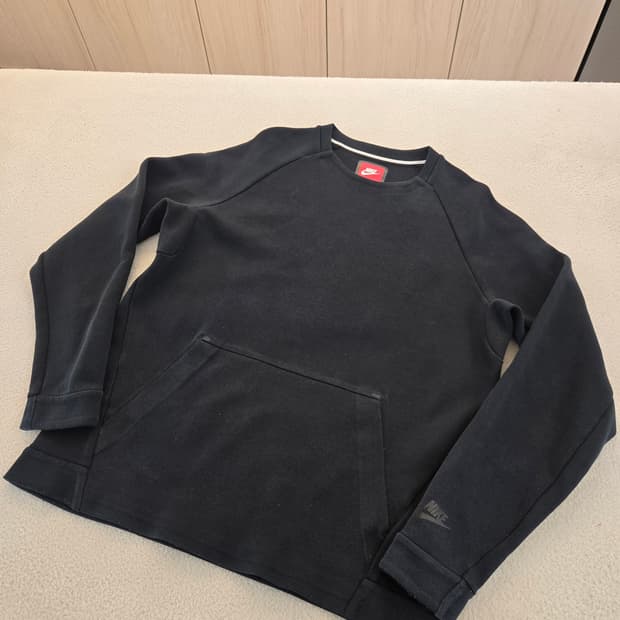 나이키 블랙 맨투맨 포켓티셔츠 M