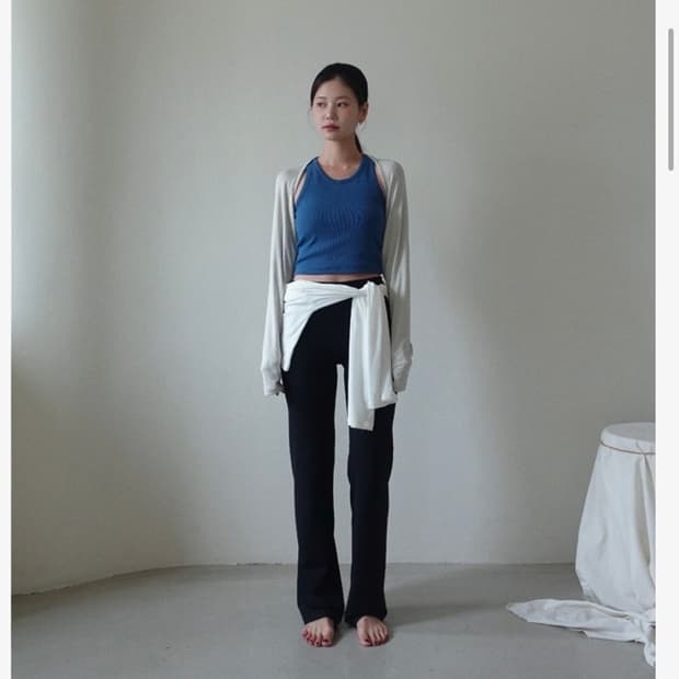 무브나이브 move naive 네추럴 볼레로