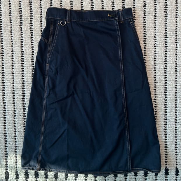 유니클로 JWA 랩스커트