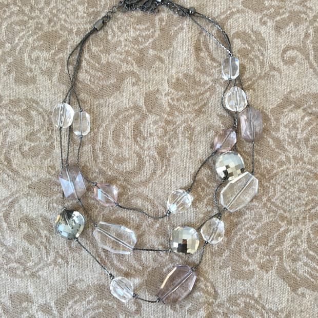 beads layered necklace