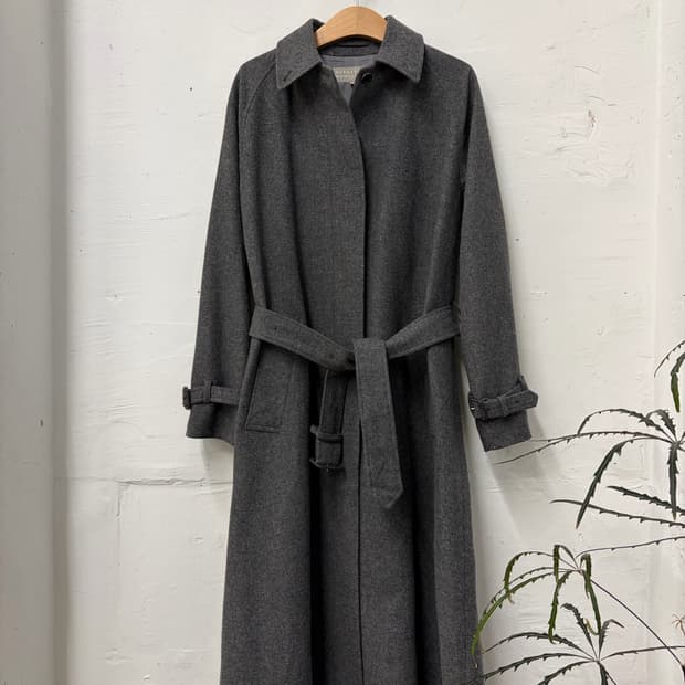 마가렛 호웰 울 트렌치 코트