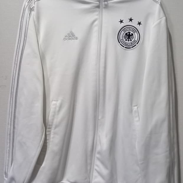 아디다스 희귀 대장급 독일 화이트 실버 트랙탑 저지 져지집업 100/L