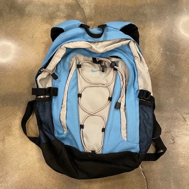 00‘s Nike Backpack
