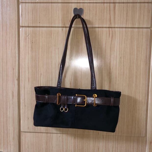 벨트 블랙 숄더백 📼 